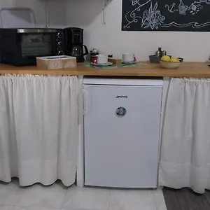 Aa Ciasea Duu Pintuu Apartment